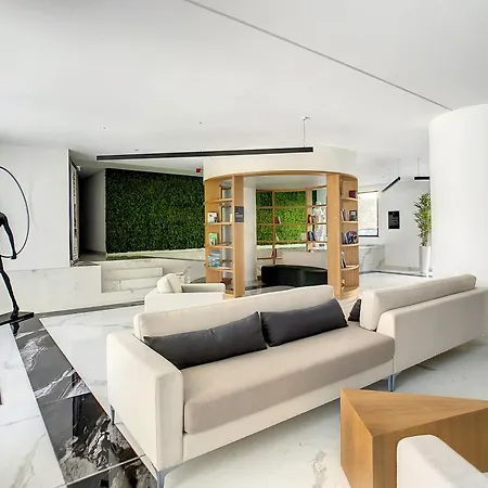 Skyview Penthouse By Mhm * פונשל