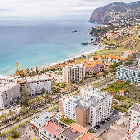 Skyview Penthouse By Mhm *