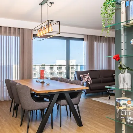 Skyview Penthouse By Mhm Lägenhet