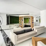 Skyview Penthouse By Mhm * 푼샬