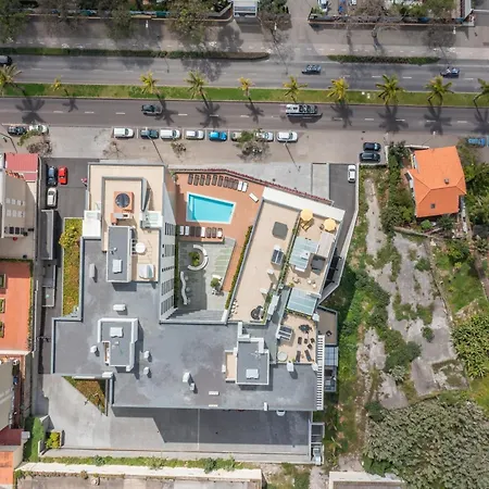 Skyview Penthouse By Lovelystay * Funchal (Madeira)