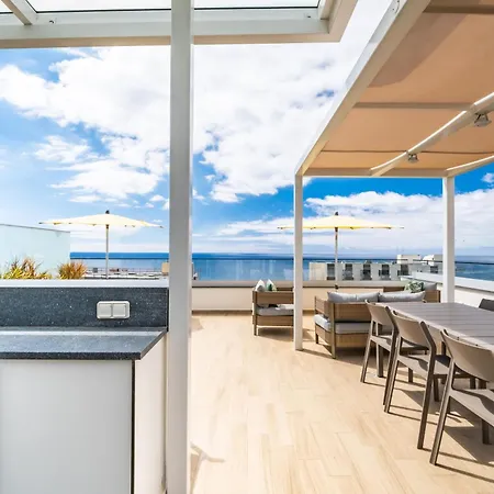 Apartment Skyview Penthouse By Lovelystay