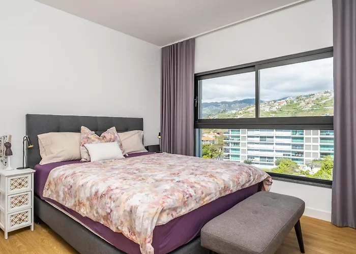 דירה Skyview Penthouse By Mhm פונשל