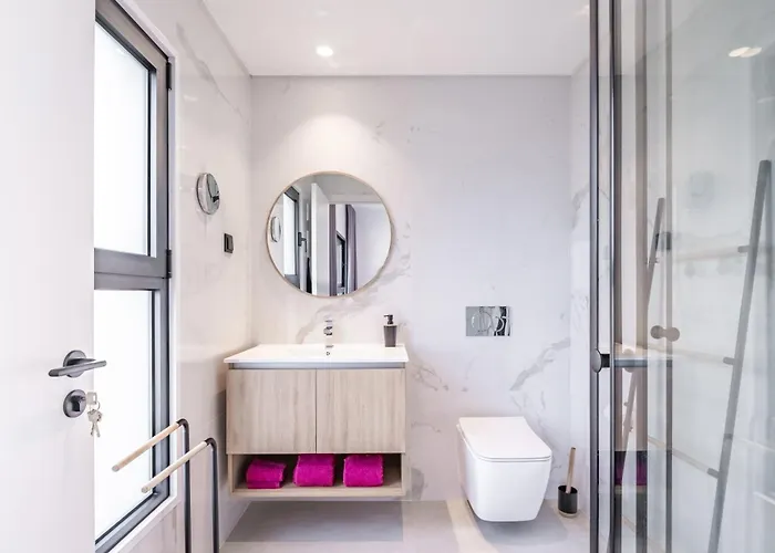 דירה Skyview Penthouse By Mhm