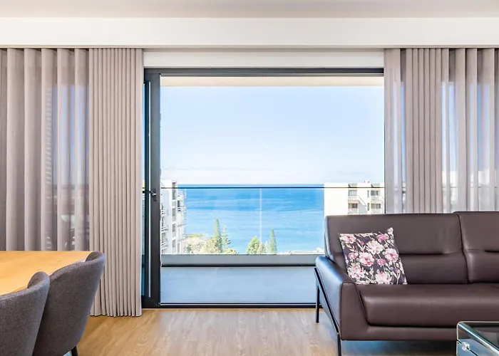 Skyview Penthouse By Mhm דירה פונשל