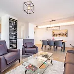 Skyview Penthouse By Mhm * 푼샬